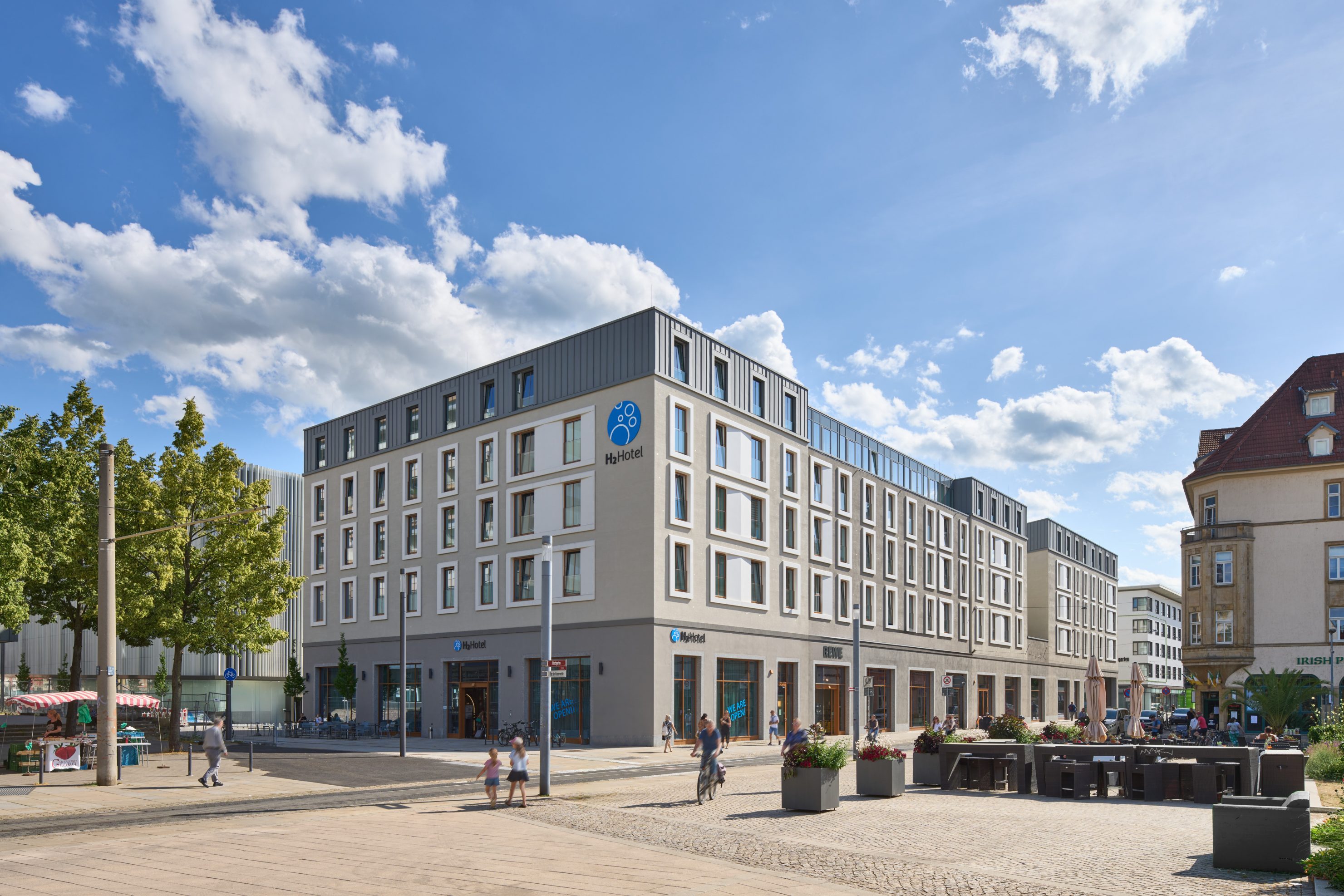 Stadermann-Architekten: Hotel- und Geschäftsgebäude Neuwerkstraße, Erfurt