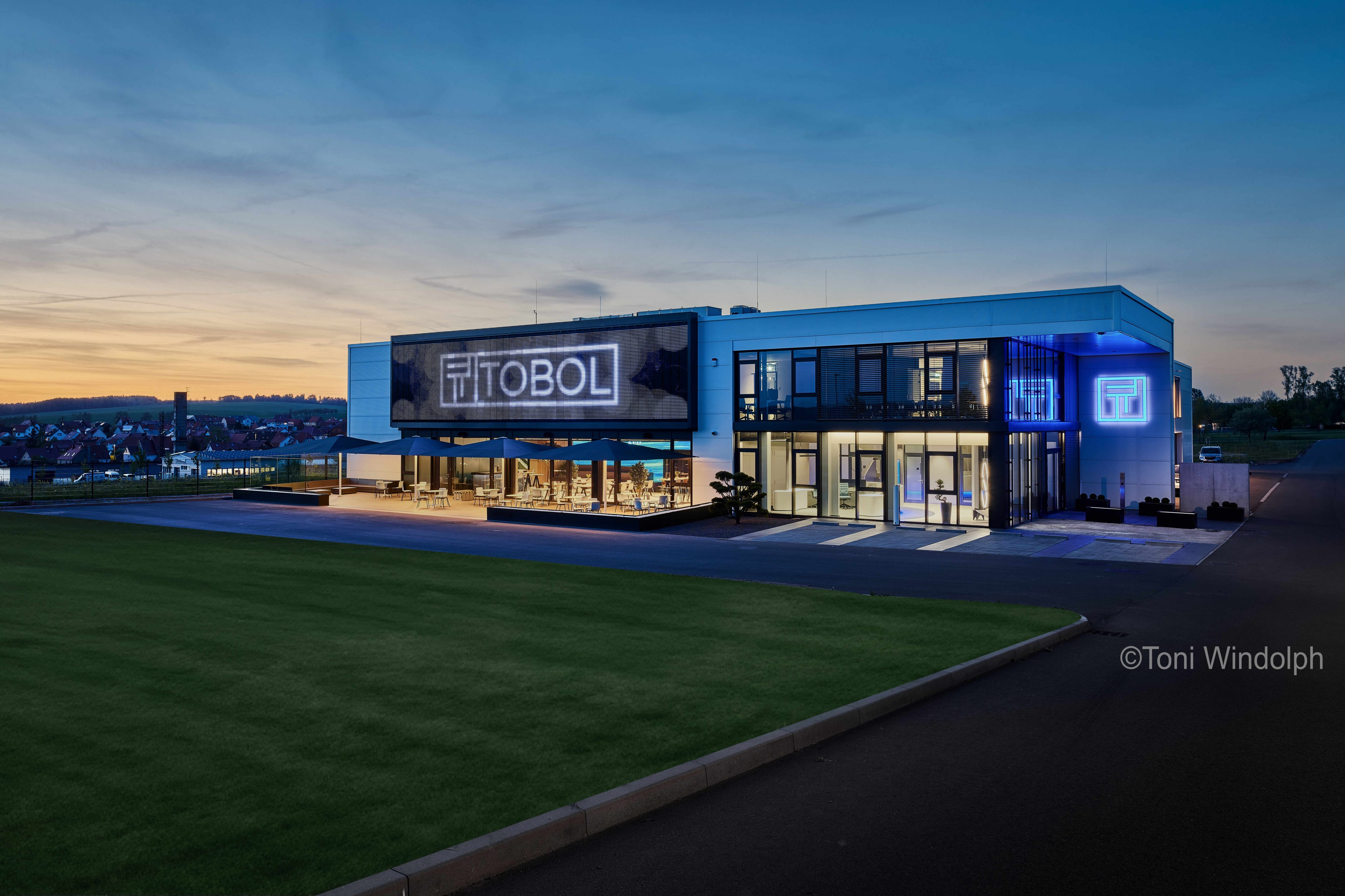 Stadermann Architekten: TOBOL Werk 2, Breitenbach